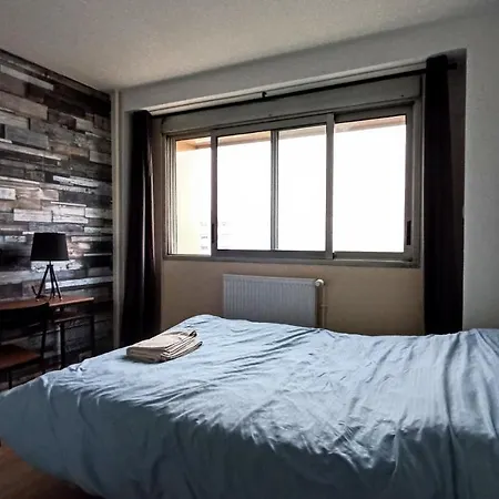 Logement Entier Proche De Lyon Vénissieux Buitenkant foto